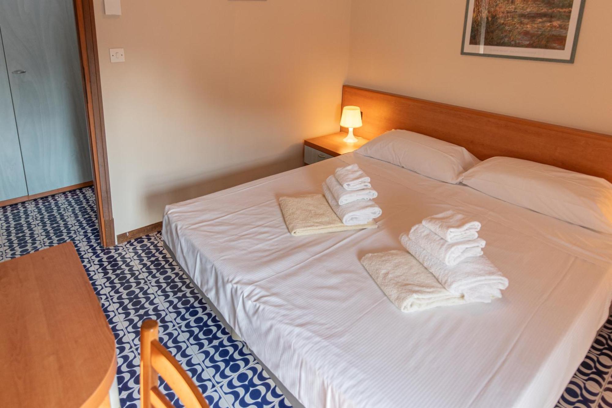 Prestige Garda Home - Ai Cappuccini Peschiera del Garda Dış mekan fotoğraf
